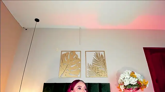 Snapshot of JupiteFox chatting on March 2026 01:12:01 AM JupiteFox online show from March 2026 01:12:01 AM