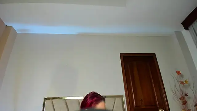 Snapshot of JupiteFox chatting on April 2026 12:57:01 AM JupiteFox online show from April 2026 12:57:01 AM