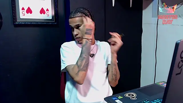 lilray99 online show from June 2026 05:44:01 AM