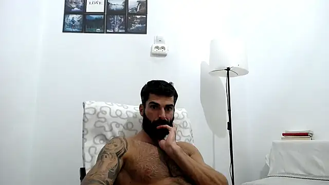 Snapshot of Verycutex chatting on October 2025 06:43:01 PM Verycutex online show from October 2025 06:43:01 PM