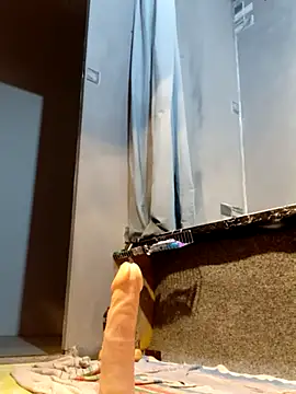 Snapshot of milosek81 chatting on November 2025 02:58:02 AM milosek81 online show from November 2025 02:58:02 AM