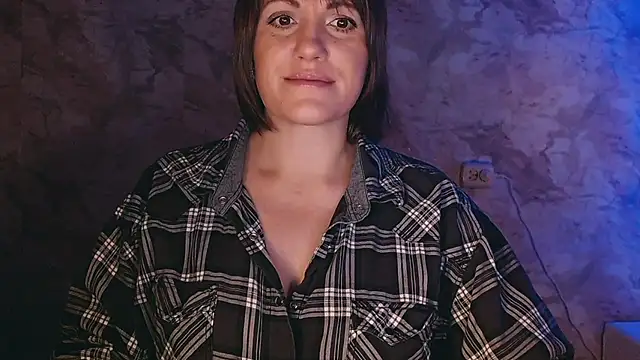 Snapshot of _letty_ chatting on December 2024 01:29:01 AM  letty  online show from December 2024 01:29:01 AM