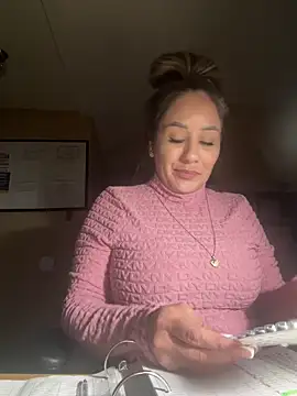 Aw ThROAt9 online show from March 2026 04:48:01 AM