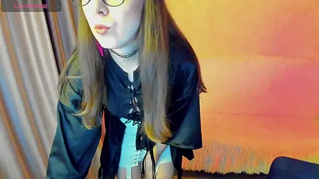 Snapshot of CurlySteph chatting on January 2026 02:30:02 PM CurlySteph online show from January 2026 02:30:02 PM