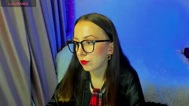 Snapshot of CurlySteph chatting on January 2026 05:49:02 PM CurlySteph online show from January 2026 05:49:02 PM