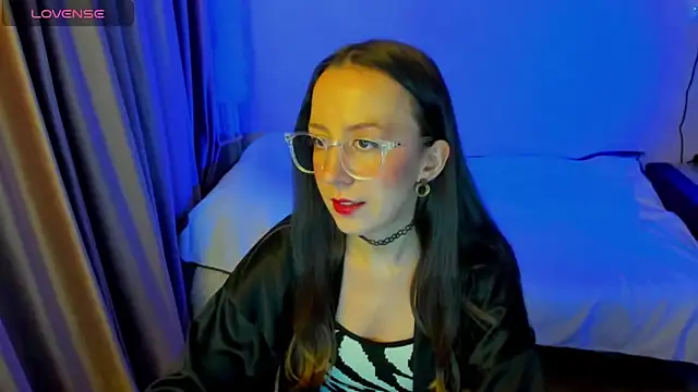 Snapshot of CurlySteph chatting on March 2026 06:26:01 PM CurlySteph online show from March 2026 06:26:01 PM