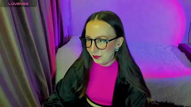 Snapshot of CurlySteph chatting on March 2026 05:45:02 PM CurlySteph online show from March 2026 05:45:02 PM
