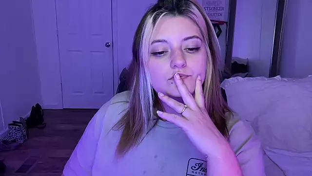 magicsparkles online show from March 2025 01:54:02 AM