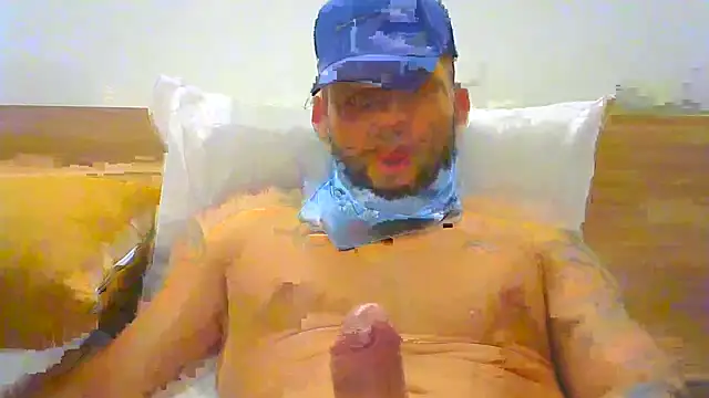 Snapshot of altenori112 chatting on July 2026 11:40:01 PM altenori112 online show from July 2026 11:40:01 PM