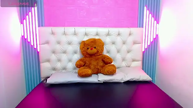 Dona and Carl online show from December 2024 02:52:01 AM