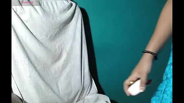 Snapshot of Ria_fun chatting on February 2025 06:37:01 PM Ria fun online show from February 2025 06:37:01 PM