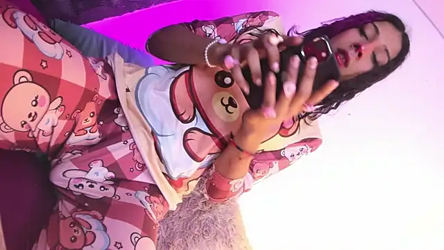 Sammybitchx online show from March 2026 12:33:11 PM