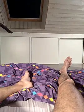 Snapshot of mb2605 chatting on February 2026 11:44:01 PM mb2605 online show from February 2026 11:44:01 PM