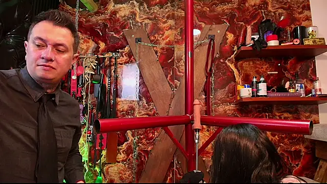 Snapshot of boy_n_girl chatting on April 2026 09:43:02 AM boy n girl online show from April 2026 09:43:02 AM