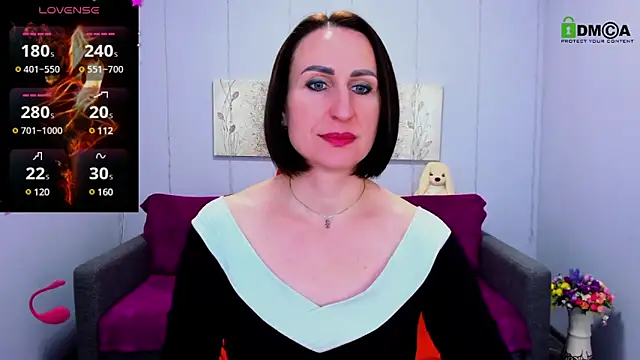 Nia Smithh online show from March 2025 12:41:02 PM