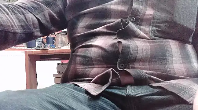 Snapshot of HaraldGermany chatting on January 2025 07:03:01 PM HaraldGermany online show from January 2025 07:03:01 PM