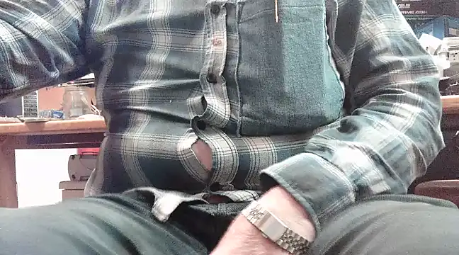 Snapshot of HaraldGermany chatting on March 2025 06:32:01 PM HaraldGermany online show from March 2025 06:32:01 PM