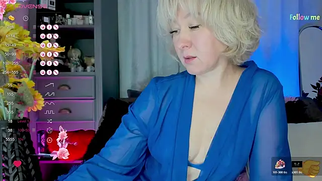 Mia Wintermood online show from November 2025 05:07:02 AM