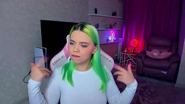 EnergyBunny 1 online show from October 2025 05:24:02 PM