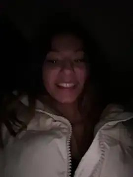 Snapshot of _MiaQueen_ chatting on December 2024 01:28:01 AM  MiaQueen  online show from December 2024 01:28:01 AM