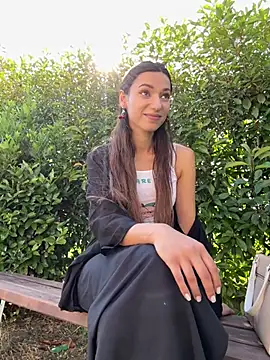  MiaQueen  online show from June 2026 02:41:01 PM