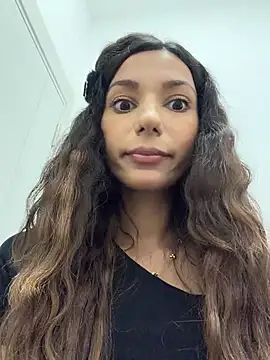  MiaQueen  online show from August 2026 08:55:02 PM