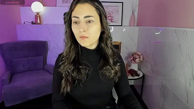Snapshot of KylieMellow chatting on January 2025 05:37:02 AM KylieMellow online show from January 2025 05:37:02 AM