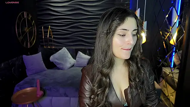 Snapshot of KylieMellow chatting on February 2025 12:25:02 PM KylieMellow online show from February 2025 12:25:02 PM