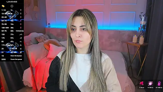 KylieMellow online show from February 2026 01:30:02 PM