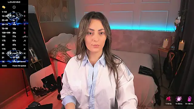 KylieMellow online show from June 2026 05:45:01 AM