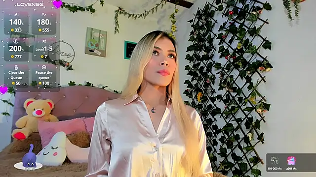 Snapshot of steewart_ chatting on March 2025 03:51:01 AM steewart online show from March 2025 03:51:01 AM