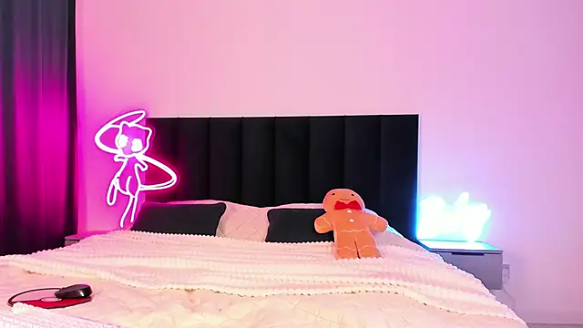 wow lovie online show from December 2024 05:39:01 AM