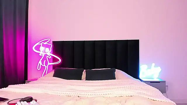 wow lovie online show from March 2025 08:19:02 AM