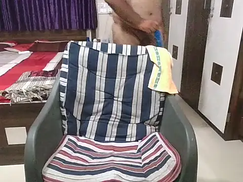 Snapshot of dhruv_love chatting on June 2026 01:32:02 PM dhruv love online show from June 2026 01:32:02 PM