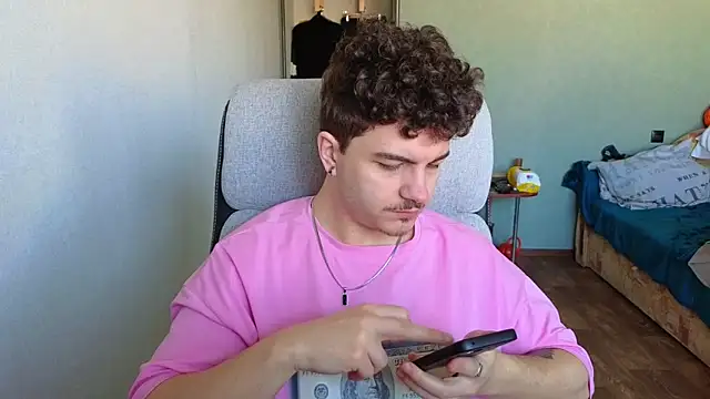 Snapshot of Remy_Miles chatting on March 2026 05:55:02 AM Remy Miles online show from March 2026 05:55:02 AM