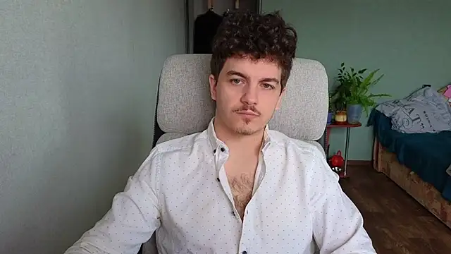 Snapshot of Remy_Miles chatting on April 2026 04:45:01 AM Remy Miles online show from April 2026 04:45:01 AM