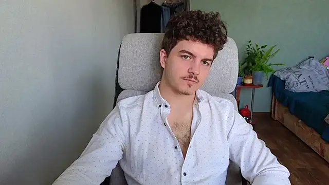 Snapshot of Remy_Miles chatting on April 2026 06:19:01 AM Remy Miles online show from April 2026 06:19:01 AM