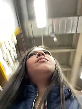 Snapshot of Alyshanon18 chatting on April 2026 09:59:02 PM Alyshanon18 online show from April 2026 09:59:02 PM