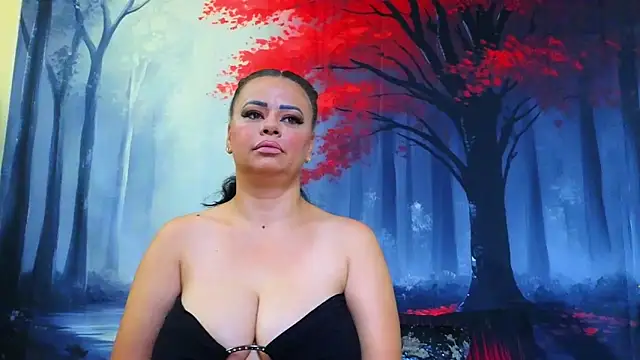 ElizabethEven online show from October 2025 08:18:02 PM