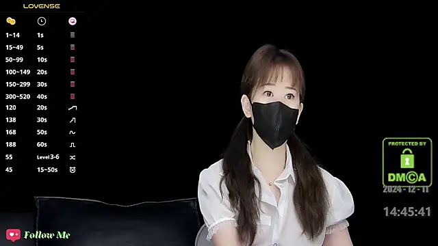 Snapshot of melia_Z chatting on December 2024 06:47:01 AM melia Z online show from December 2024 06:47:01 AM