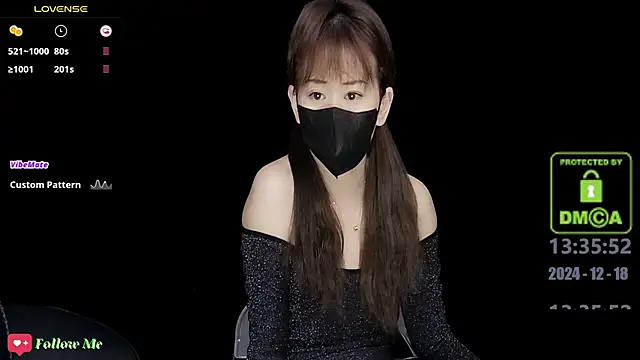 Snapshot of melia_Z chatting on December 2024 05:37:02 AM melia Z online show from December 2024 05:37:02 AM