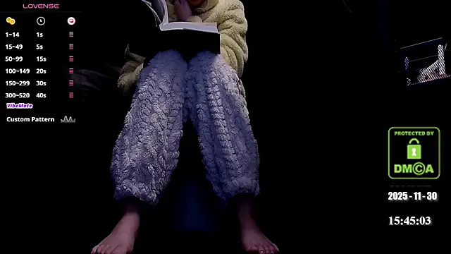 Snapshot of melia_Z chatting on November 2025 07:45:01 AM melia Z online show from November 2025 07:45:01 AM