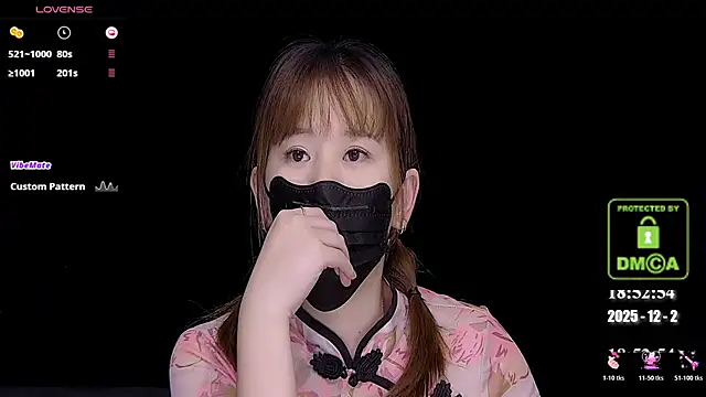 Snapshot of melia_Z chatting on December 2025 10:53:01 AM melia Z online show from December 2025 10:53:01 AM