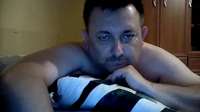 Novy73 online show from September 2025 08:43:02 PM