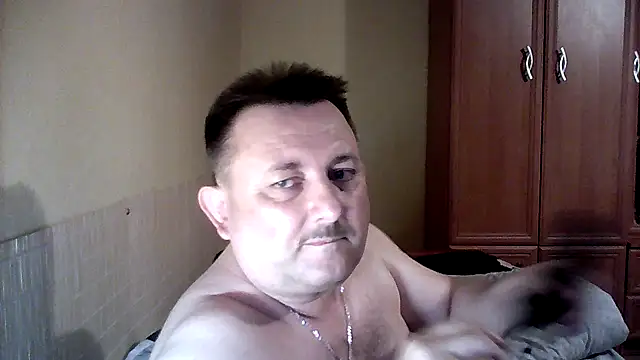 Novy73 online show from October 2025 09:21:01 PM