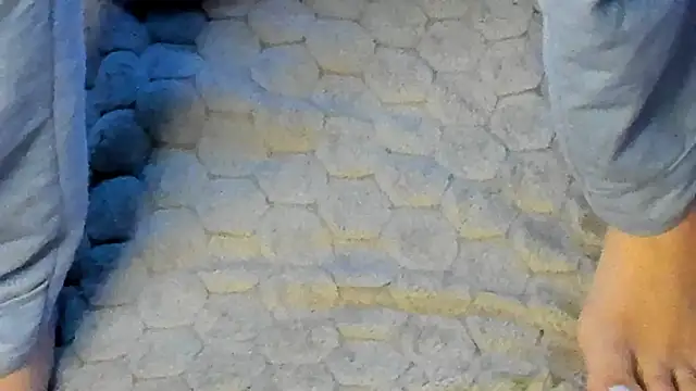 MaggieCake online show from November 2025 05:08:02 AM