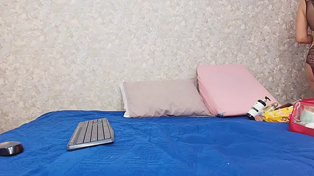 Snapshot of samanta_360 chatting on September 2025 12:05:01 PM samanta 360 online show from September 2025 12:05:01 PM