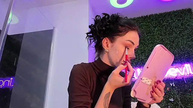 realhotfallingdevil online show from February 2026 04:54:01 AM