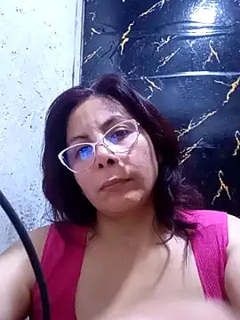 Snapshot of Anypink chatting on February 2025 10:14:01 PM Anypink online show from February 2025 10:14:01 PM