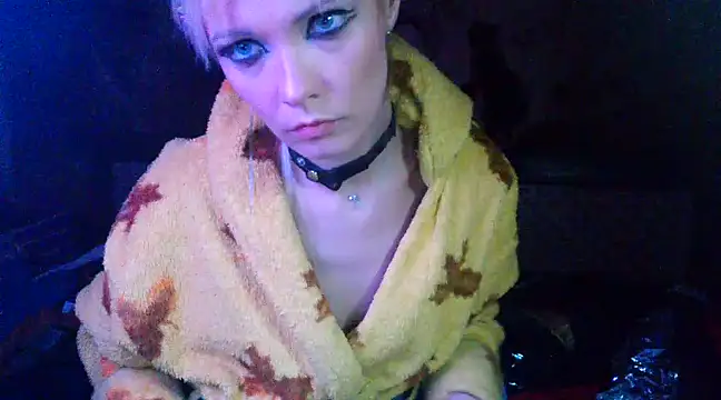 WildMissNiks online show from February 2025 04:14:01 PM